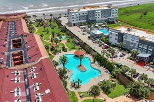 9520 Seawall Blvd, Galveston, TX 77554 - Photo 20