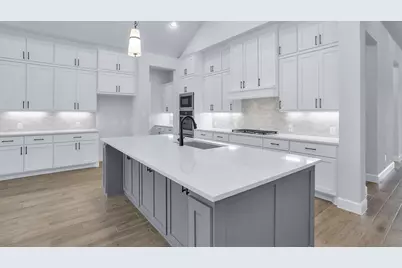 26815 Mustang Springs Court, Montgomery, TX 77316 - Photo 6