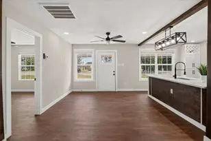 500 Shirley St, Eagle Lake, TX 77434 - Photo 8