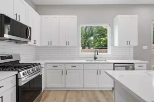 2022 Wavell St, Houston, TX 77088 - Photo 8
