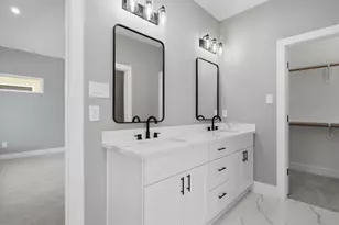 2022 Wavell St, Houston, TX 77088 - Photo 20
