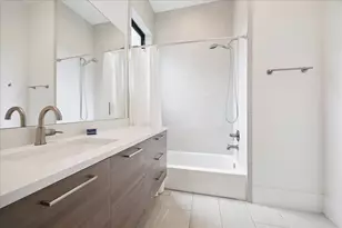 1306 Willard St, Houston, TX 77006 - Photo 34