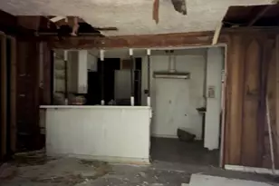 5935 Glenhurst Dr, Houston, TX 77033 - Photo 6