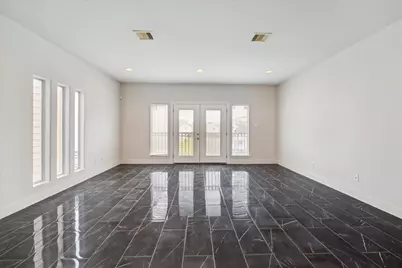 3041 Clinton Drive, Houston, TX 77020 - Photo 12