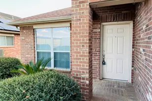 19207 Caledonia Dr, Katy, TX 77449 - Photo 2