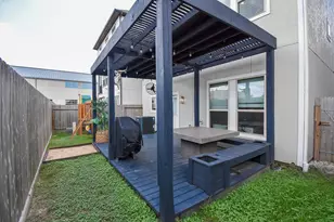 10606 Centre Shadows Dr, Houston, TX 77043 - Photo 36