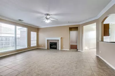 9907 Valance Way, Conroe, TX 77385 - Photo 6
