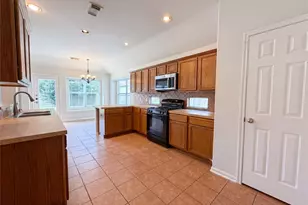 6843 Tammany Manor Ln, Spring, TX 77379 - Photo 10