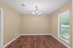 10070 Woodcreek Cir, Willis, TX 77318 - Photo 10