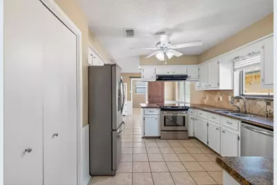 10070 Woodcreek Circle, Willis, TX 77318 - Photo 20