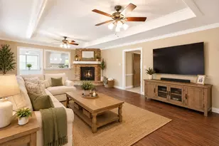10070 Woodcreek Cir, Willis, TX 77318 - Photo 8