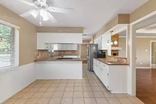 10070 Woodcreek Cir, Willis, TX 77318 - Photo 24