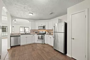 619 Shenandoah Dr, Richmond, TX 77469 - Photo 14