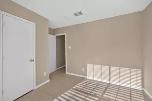 5046 Shadowdale Dr, Houston, TX 77041 - Photo 18