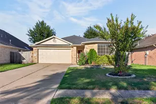 5046 Shadowdale Dr, Houston, TX 77041 - Photo 2