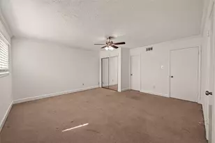 527 N Post Oak Ln, Houston, TX 77024 - Photo 16