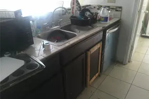 12411 W West Village Dr, Houston, TX 77039 - Photo 8
