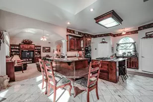 9018 Water Point Dr, Beach City, TX 77523 - Photo 26