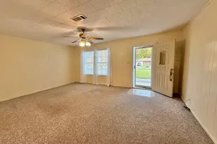 1412 Ithaca Ave, Nederland, TX 77627 - Photo 6