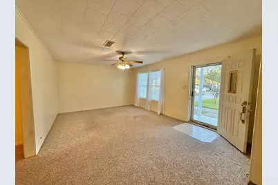 1412 Ithaca Avenue, Nederland, TX 77627 - Photo 8