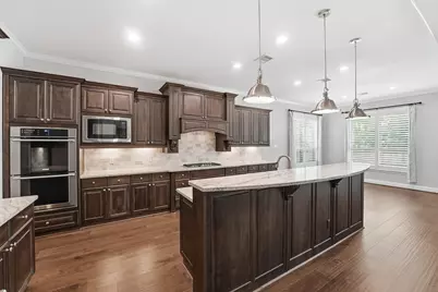 5830 Vineyard Creek Lane, Houston, TX 77365 - Photo 16