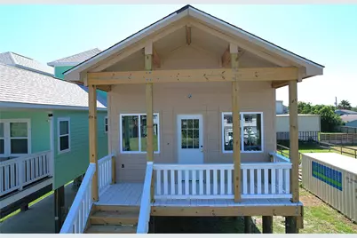 1041 15th Street, San Leon, TX 77539 - Photo 1