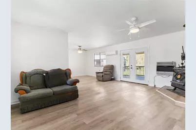 5519 Kincer Road, Damon, TX 77430 - Photo 24