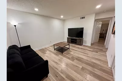 3131 Southwest Freeway #C35, Houston, TX 77098 - Photo 28
