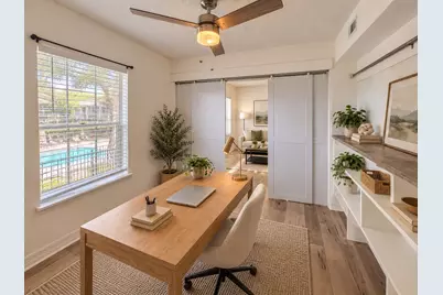 3131 Southwest Freeway #C35, Houston, TX 77098 - Photo 4