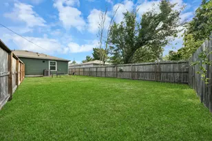 9027 Madera Rd, Houston, TX 77078 - Photo 30