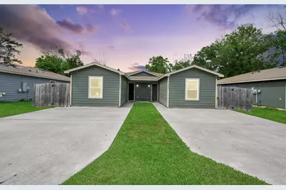 9027 Madera Road #A/B, Houston, TX 77078 - Photo 1