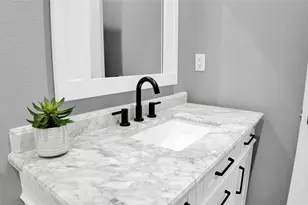 1044 Sunset Circle W, Crystal Beach, TX 77650 - Photo 36