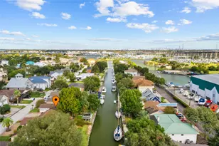 16 Harbor Ln, Kemah, TX 77565 - Photo 30