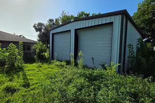 14221 Garber Ln, Houston, TX 77015 - Photo 4
