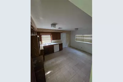 14221 Garber Lane, Houston, TX 77015 - Photo 8