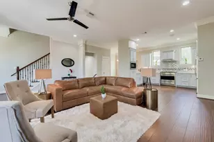 1244 W 26th St, Houston, TX 77008 - Photo 14