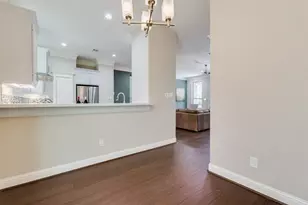 1244 W 26th St, Houston, TX 77008 - Photo 12