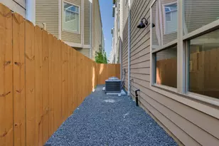 1244 W 26th St, Houston, TX 77008 - Photo 50