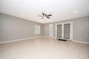 1231 Hopper Rd, Houston, TX 77037 - Photo 8