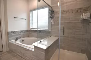 2806 Oakheath Crst Ct, Pearland, TX 77089 - Photo 16