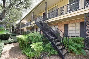 3224 Timmons Ln, Houston, TX 77027 - Photo 2