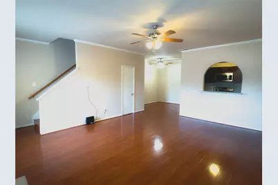 9800 Pagewood Lane #2705, Houston, TX 77042 - Photo 2
