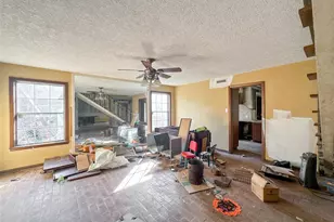 2106 New Mexico St, Baytown, TX 77520 - Photo 38