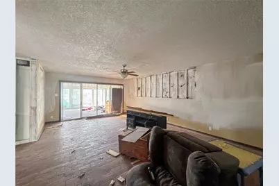2106 New Mexico Street, Baytown, TX 77520 - Photo 10