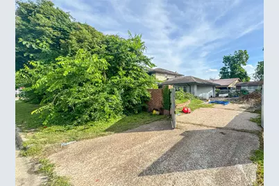 2106 New Mexico Street, Baytown, TX 77520 - Photo 48