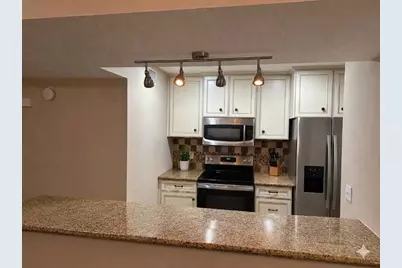 7134 N Holiday Drive, Galveston, TX 77550 - Photo 2