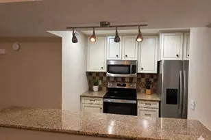 7134 N Holiday Dr, Galveston, TX 77550 - Photo 2