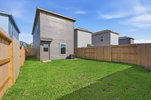 20166 Green Mallard St, Crosby, TX 77532 - Photo 14