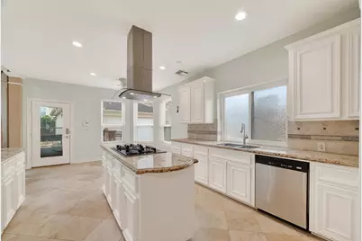 3022 Hidden Mist Court, Pearland, TX 77584 - Photo 6