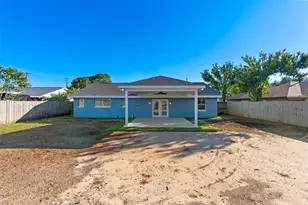 2106 22nd Ave N, Texas City, TX 77590 - Photo 8